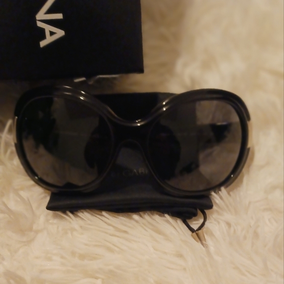 Dolce & Gabbana Round sunglasses - Picture 3 of 13